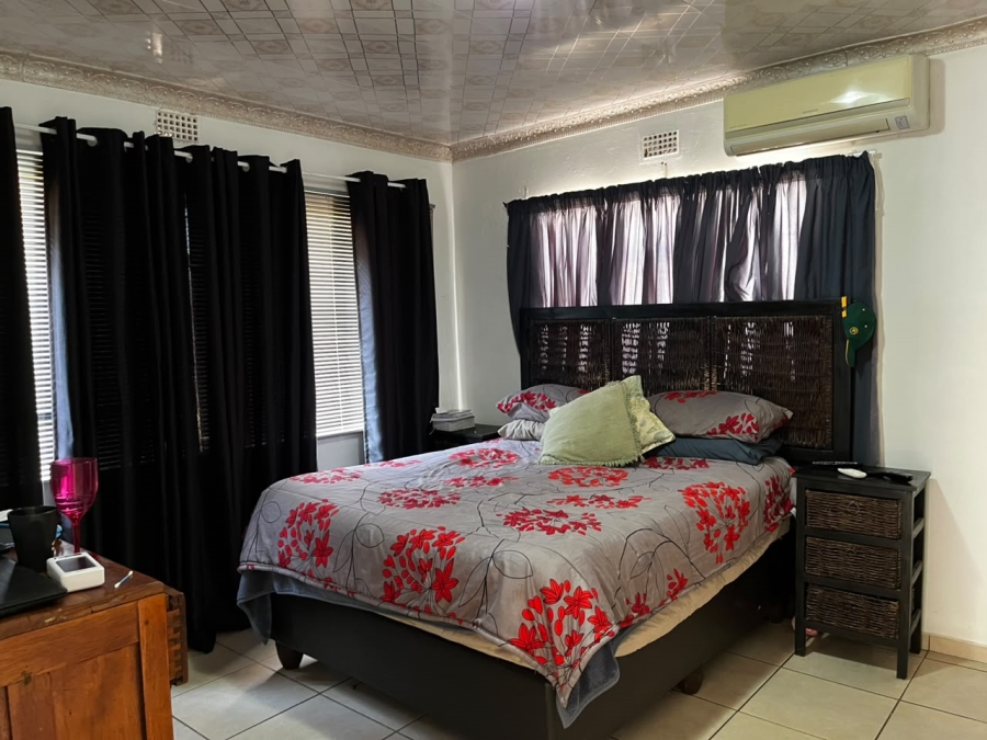 4 Bedroom Property for Sale in Oudorp North West